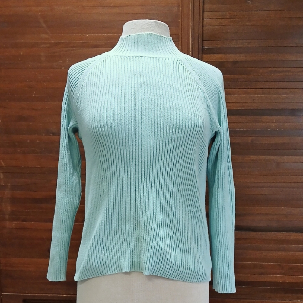 Womens' M Studio Works Ribbed Turtleneck Sweater